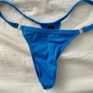 Men’s magnetic clasp thong